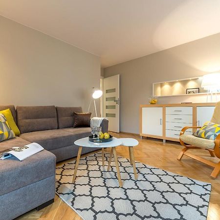 Chmielna 73 P&O Serviced Apartments Warsaw Exterior photo