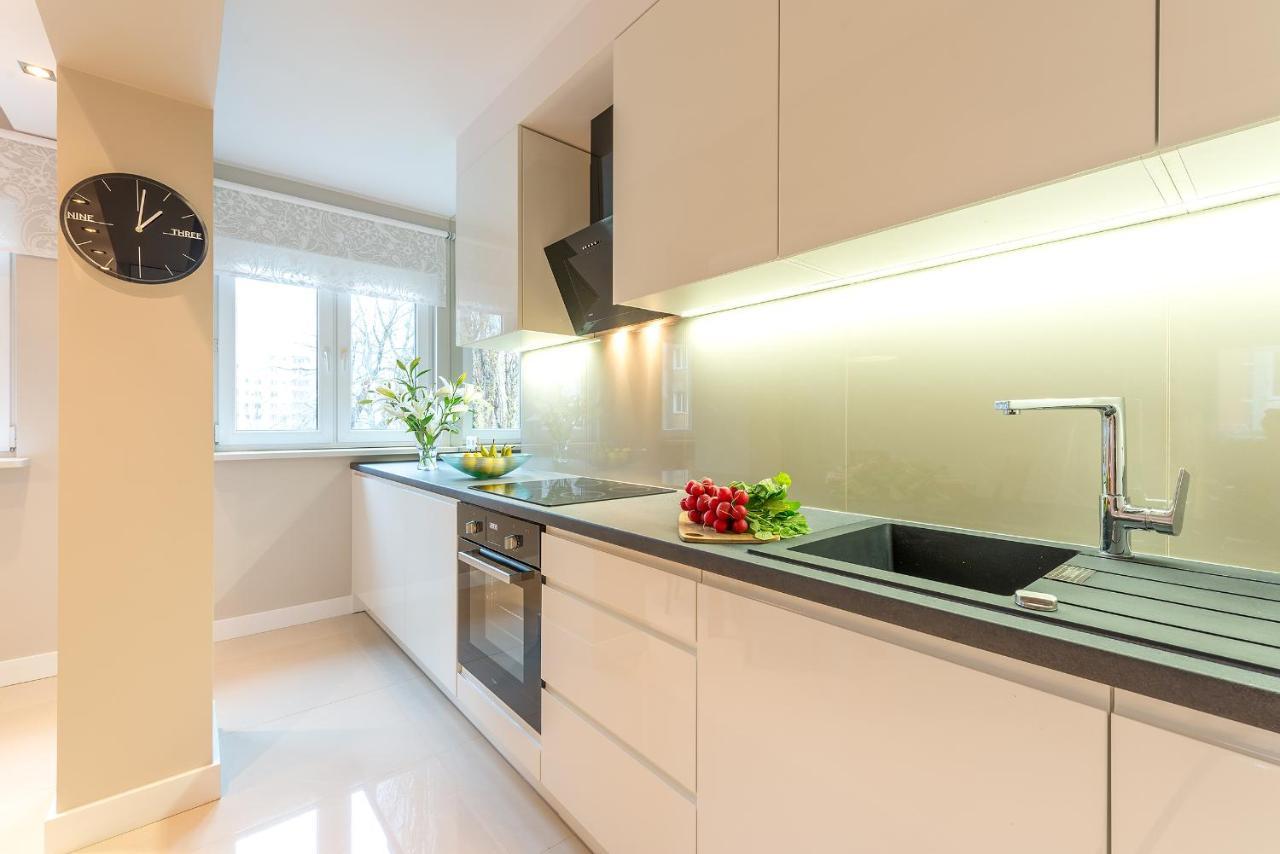 Chmielna 73 P&O Serviced Apartments Warsaw Exterior photo