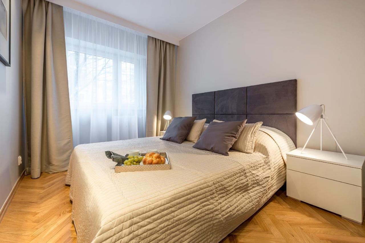 Chmielna 73 P&O Serviced Apartments Warsaw Exterior photo